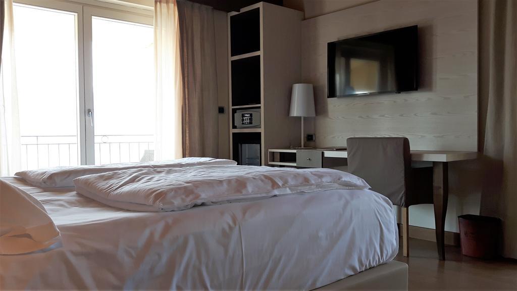 Hotel Galvani Торрі-дель-Бенако Екстер'єр фото