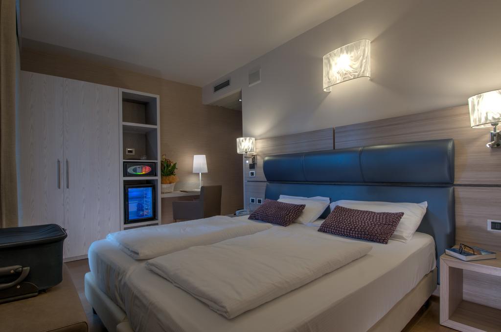 Hotel Galvani Торрі-дель-Бенако Екстер'єр фото