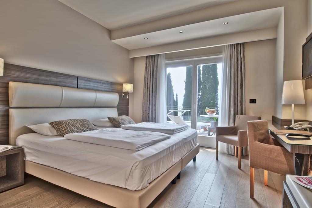 Hotel Galvani Торрі-дель-Бенако Екстер'єр фото