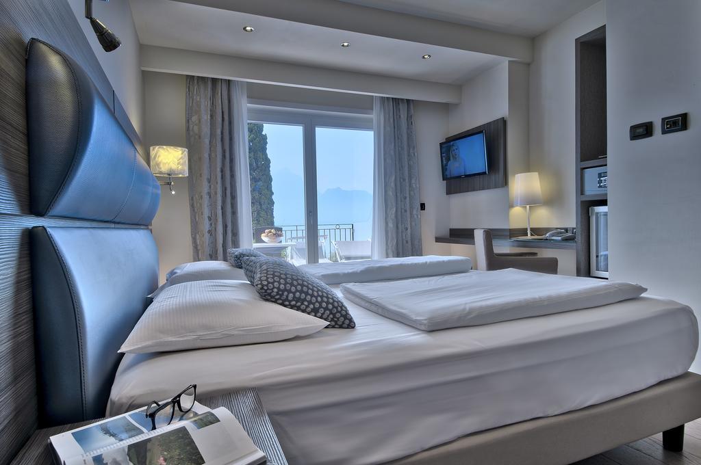 Hotel Galvani Торрі-дель-Бенако Екстер'єр фото